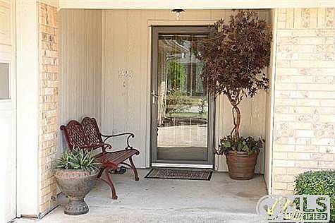 4th image of 2925 Scenic Dr