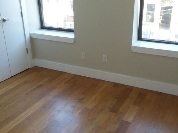 3rd image of 261 Stanhope St