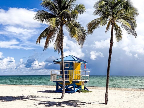 2nd image of 2205 S Surf Road #4b