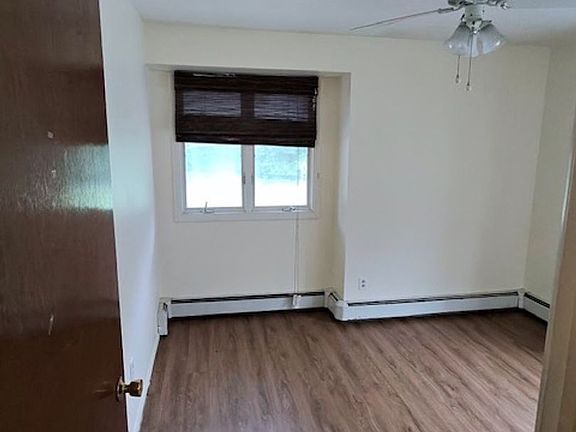 5th image of 340 Ridge Rd APT C1