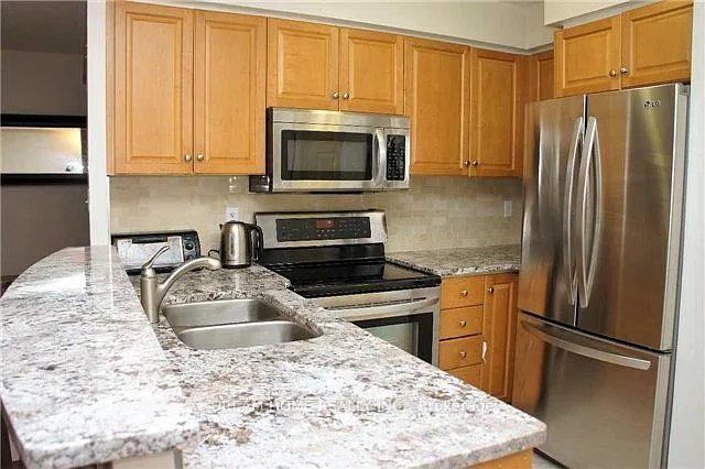 7 Lorraine Dr #216 — Photo 5