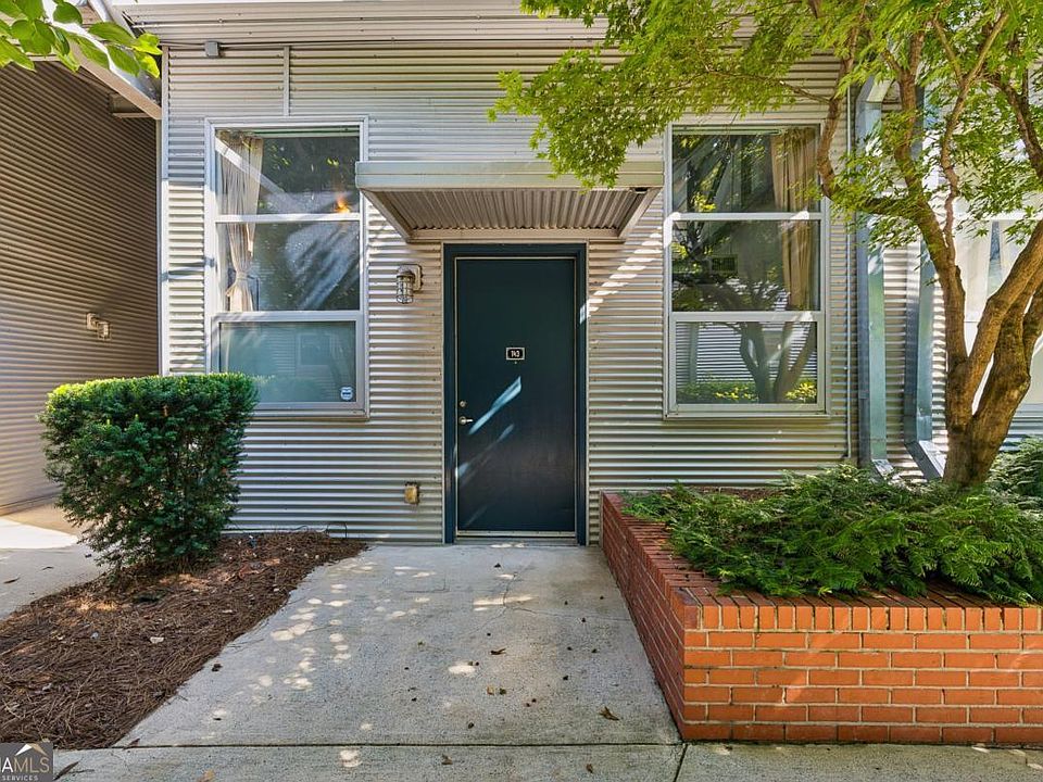 1st image of 400 Village Pkwy NE APT 143
