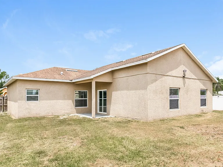 1143 Doncaster Ct — Photo 16