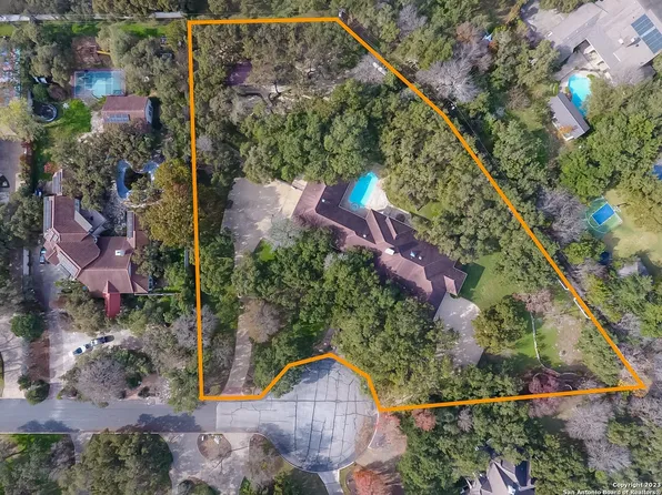 107 ROCK SQUIRREL, Shavano Park, TX 78231