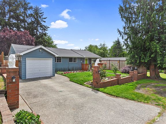 5th image of 20308 21st Avenue NE