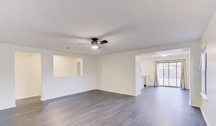 916 Watson Way — Photo 22