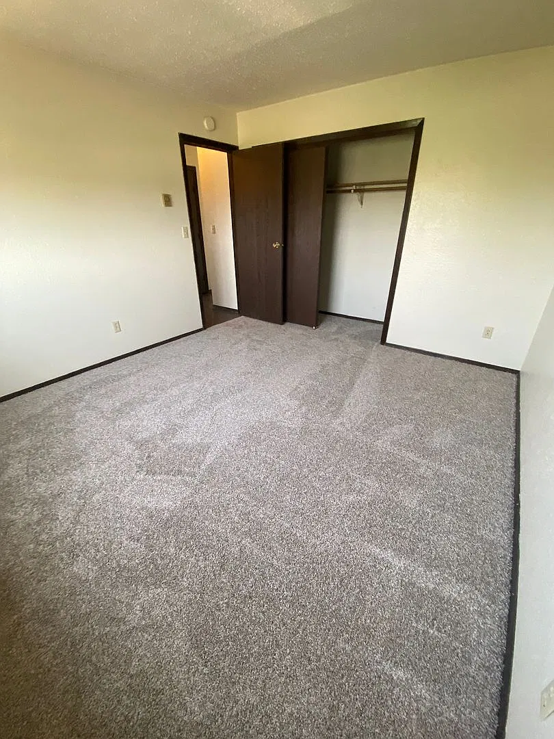 Melony Ann Apartments — Photo 3