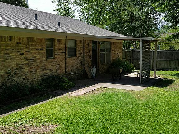 4th image of 404 Blackjack St
