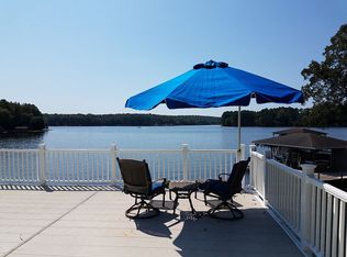 17246 Randalls Ferry Rd, Norwood, NC 28128