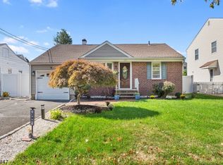 397 Hillside Ave, Springfield, NJ 07081