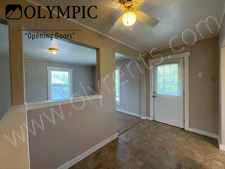 1015 State Ave NE #2 — Photo 4