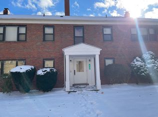 2739 Noble Rd #1, Cleveland, OH 44121