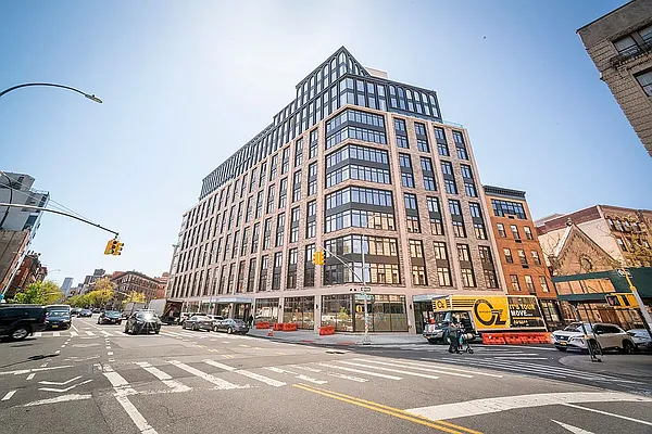 Rented by Manhattan Management Group | media 16