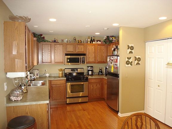 2nd image of 3007 Saganashkee Ln #3007