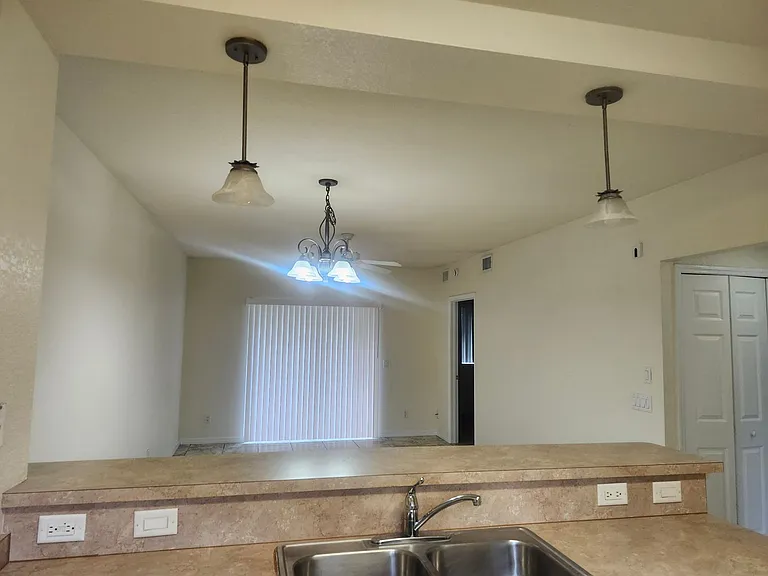 1490 San Cristobal Ave #A4 — Photo 15