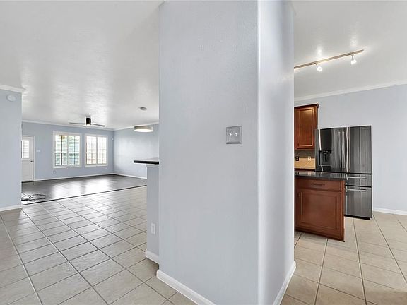 4th image of 21731 Sierra Long Dr