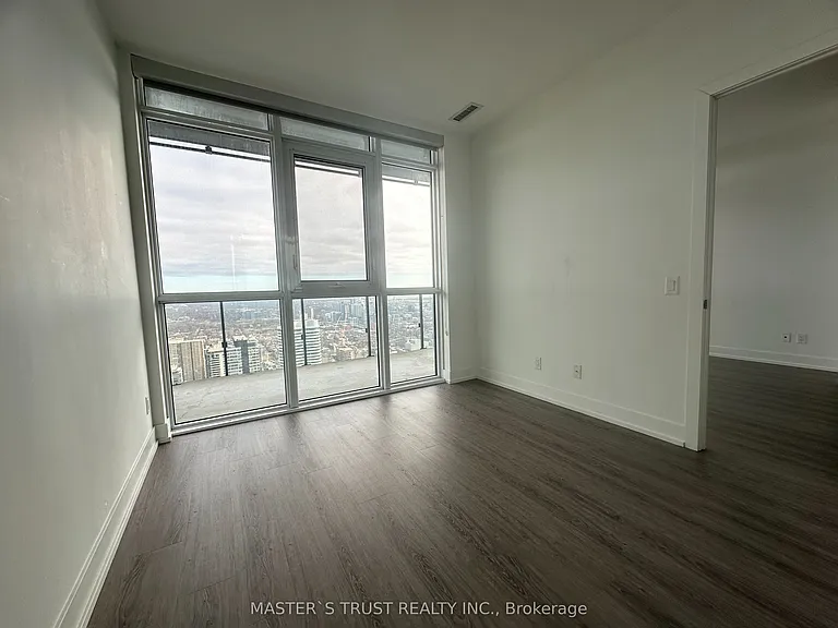 7 Grenville St #5806 — Photo 14