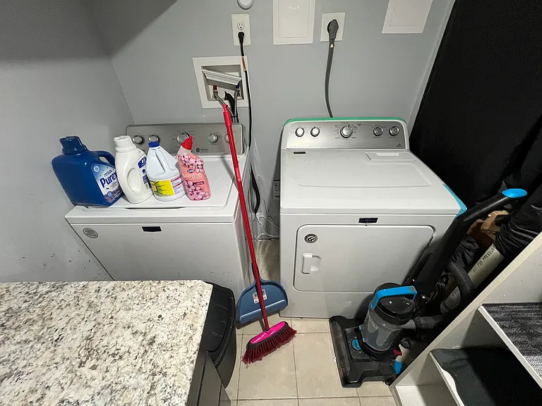 8607 Walcott Ct — Photo 13