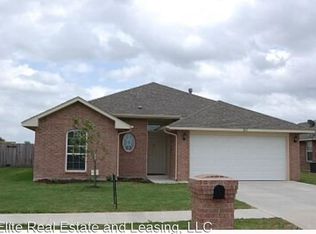 8712 Prairie Ridge Rd, Oklahoma City, OK 73135