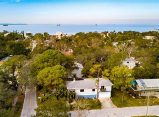 400 Georgia Ave, Crystal Beach, FL 34681