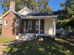 130 Apple Ave, Hampton, VA 23661