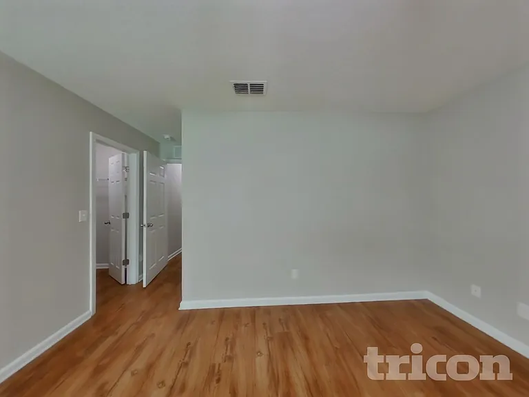 4480 Glendas Meadow Dr — Photo 6