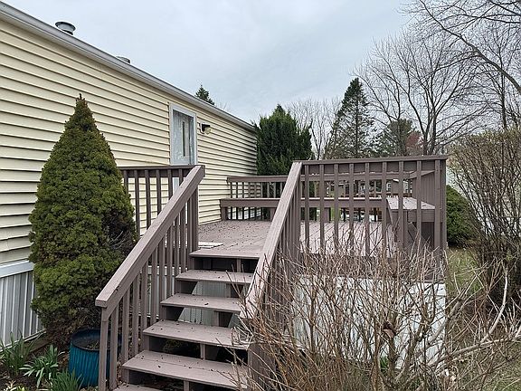 2nd image of 105 Glenrock Ct