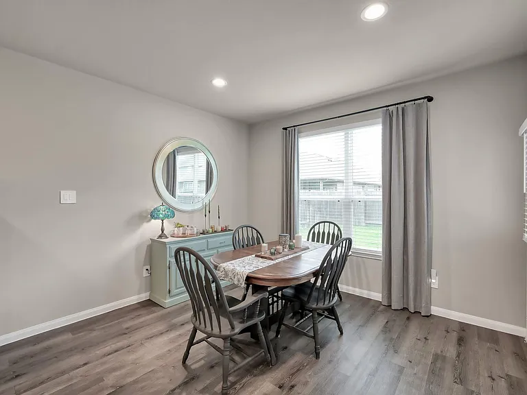 2717 Williams Grove Ct — Photo 15