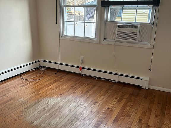 5th image of 7 Grange St #1A