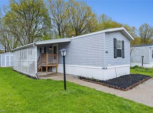 35157 Center Ridge Rd #144, North Ridgeville, OH 44039