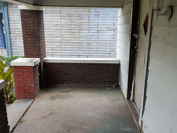 3rd image of 1534 Asbury St