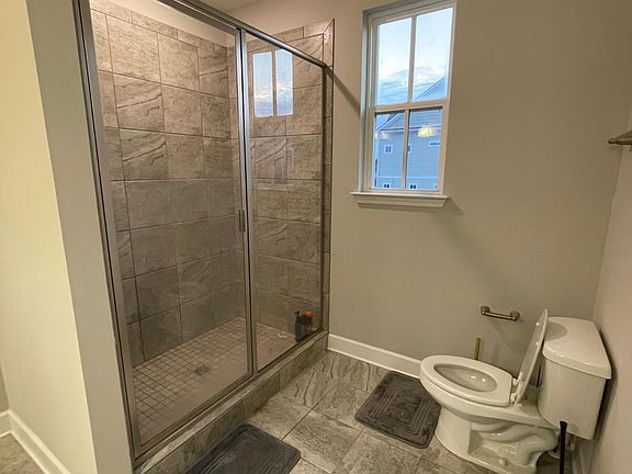 5th image of 2333 Fairchild Cir