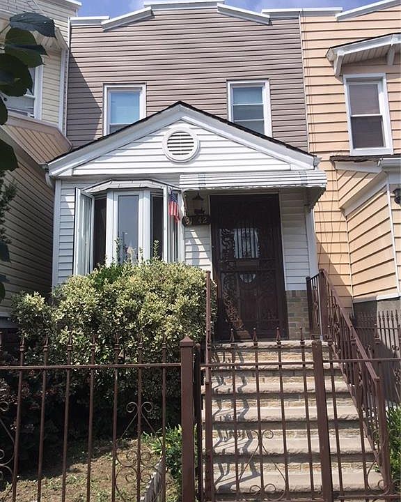 1st image of 3142 95th St