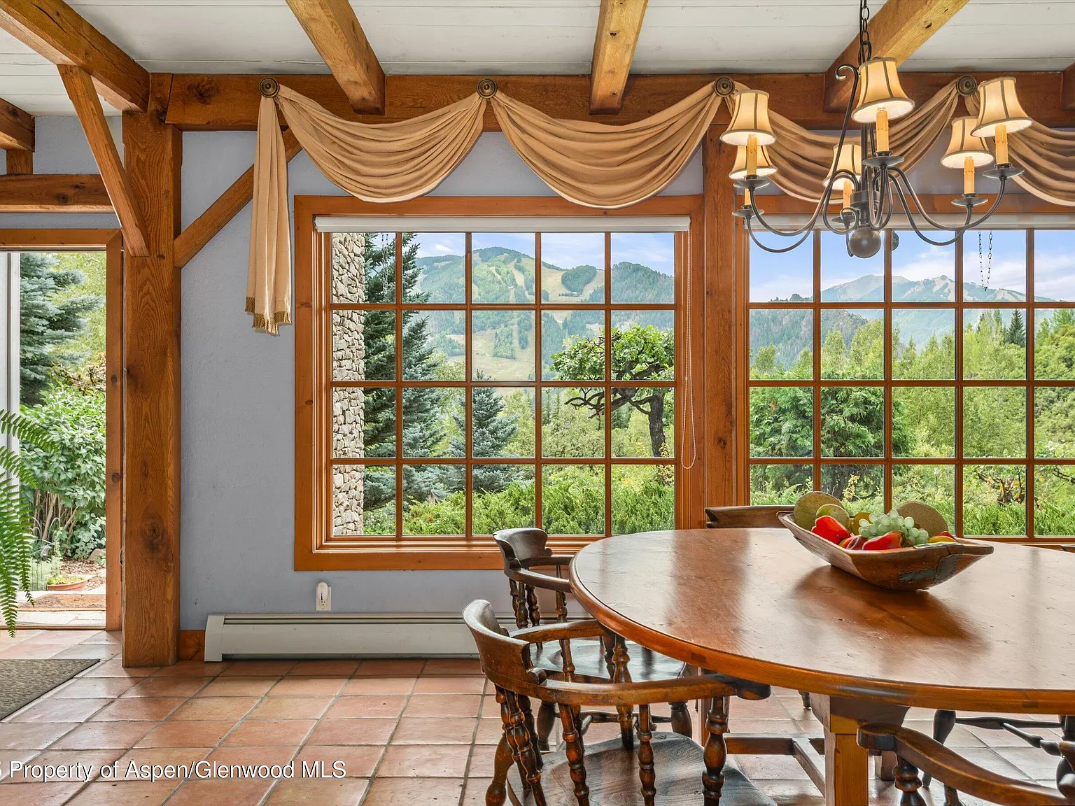 2 bed, 2.5 bath, 1850 sqft, $25,000 — Photo 3