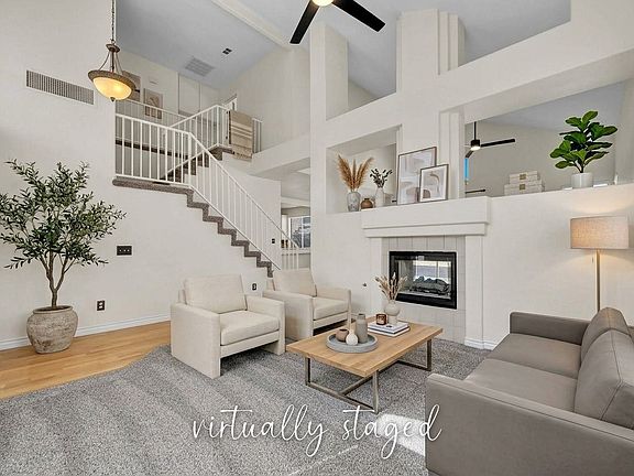 3rd image of 61 Desert Rain Ln