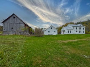 433 Grange Hall Rd, Monroe, NH 03771