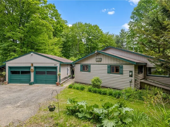 253 Silverstone Rd, Remsen, NY 13438