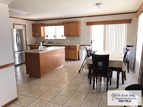 5th image of 3024 Duck Pond Dr
