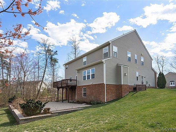 3rd image of 4901 Amberwell Place Gln