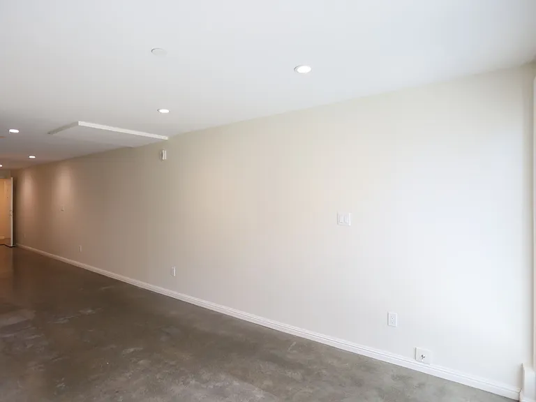 245 11th Ave #1 — Photo 5