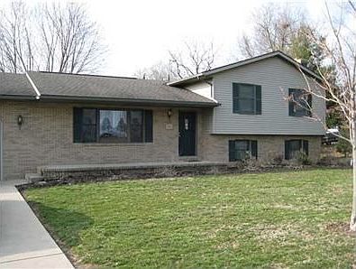 1st image of 216 Freeman Memorial Dr