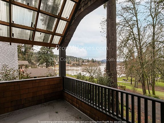 5th image of 1962 SE Eagle St