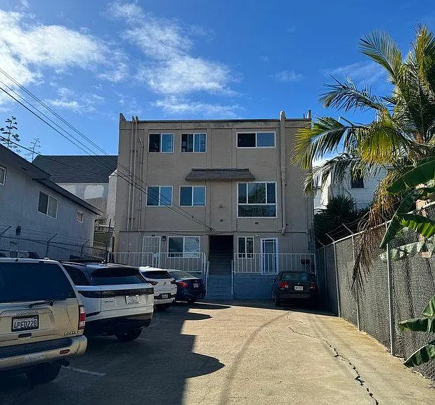 4230 Voltaire St #3 — Photo 1