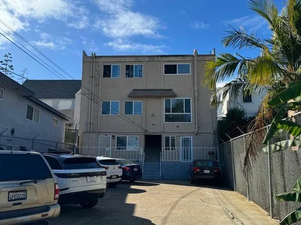 4230 Voltaire St APT 3, San Diego, CA 92107