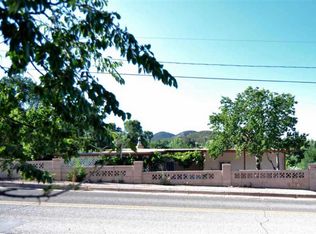 1116 Cerro Gordo Rd, Santa Fe, NM 87501