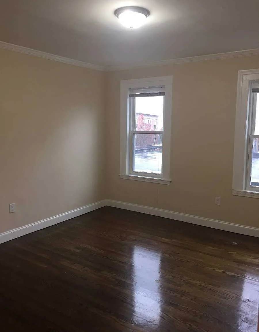 4 bed, $3,250 — Photo 3