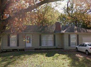 7001 W 77th St, Overland Park, KS 66204