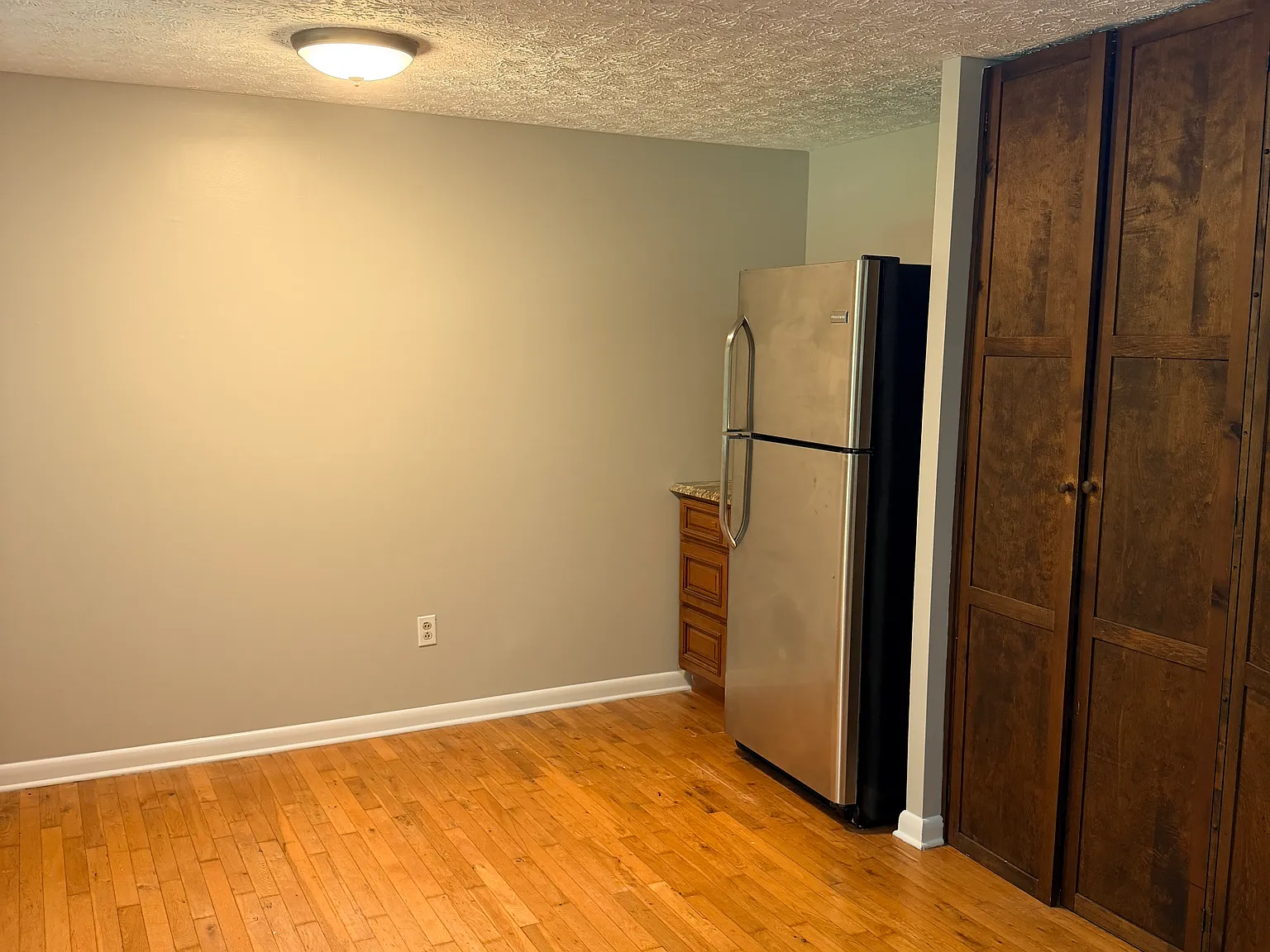 4 bed, 1620 sqft, $2,350 — Photo 4