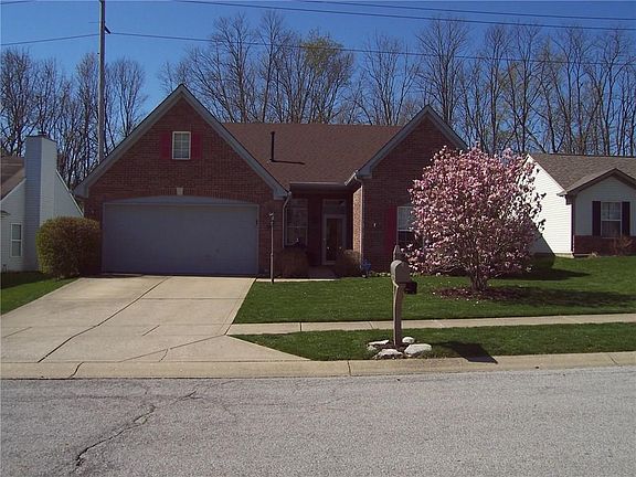 2nd image of 7003 Thousand Oaks Ln