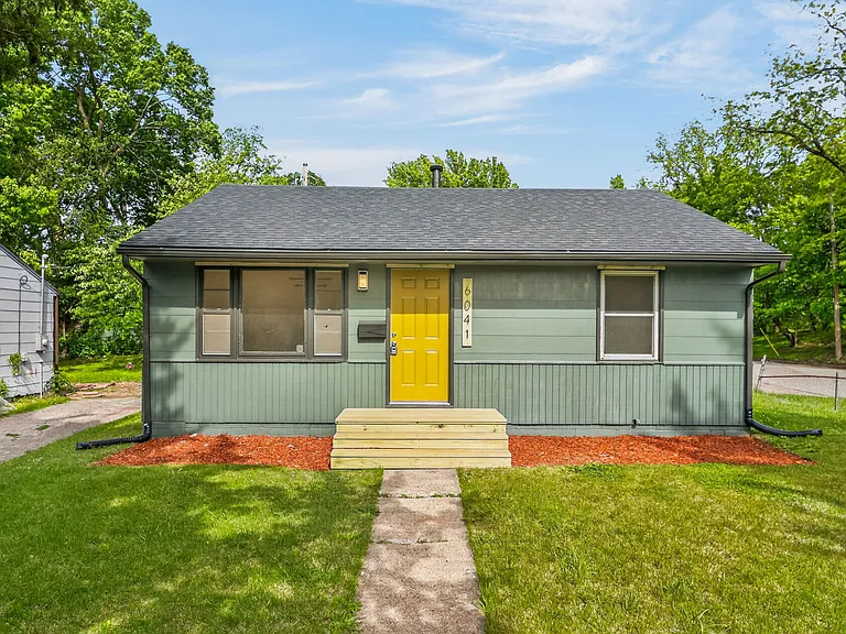 6041 Walrond Ave — Photo 1